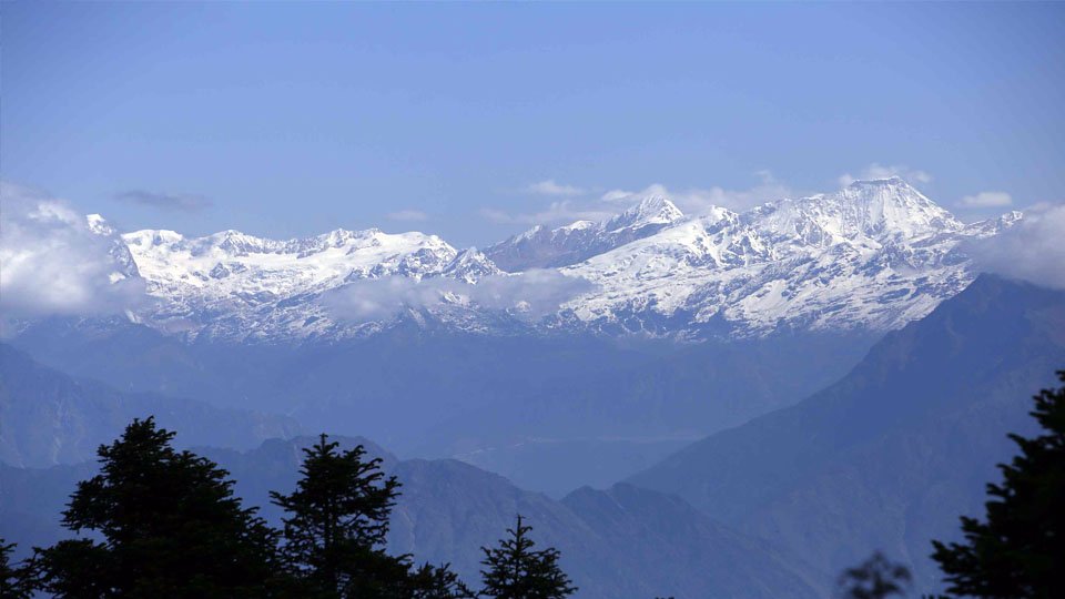 Langtang Valley Trekking with Gosaikunda
