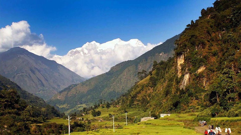 Makalu Base camp Trekking